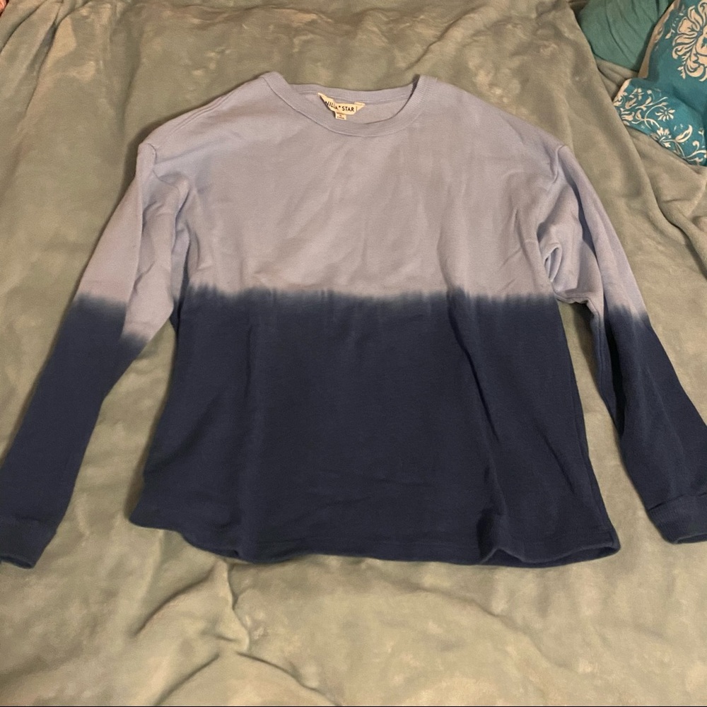 Light and Dark Blue Ombre Long Sleeve Sweater